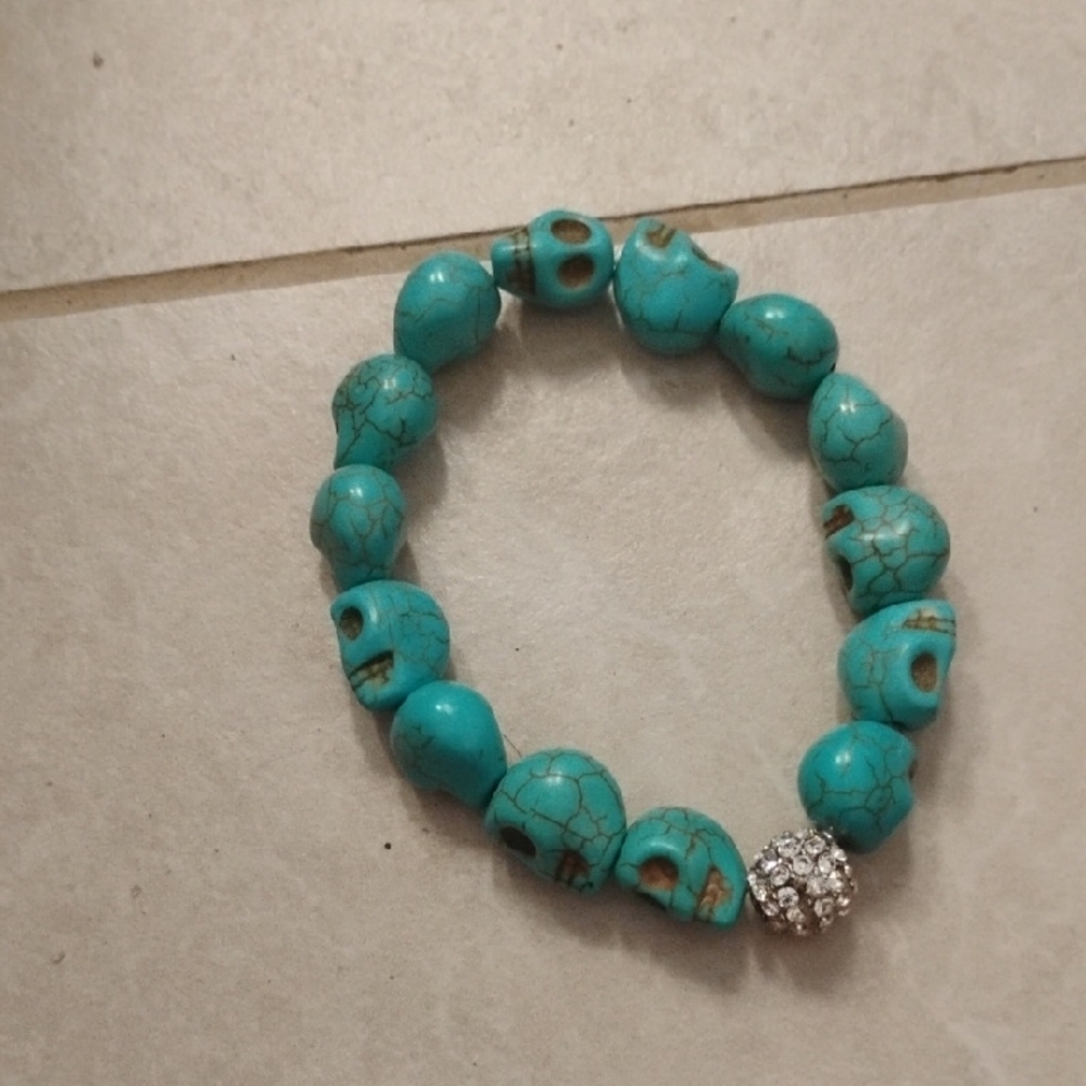 Turquoise Skull Bead Bracelet
